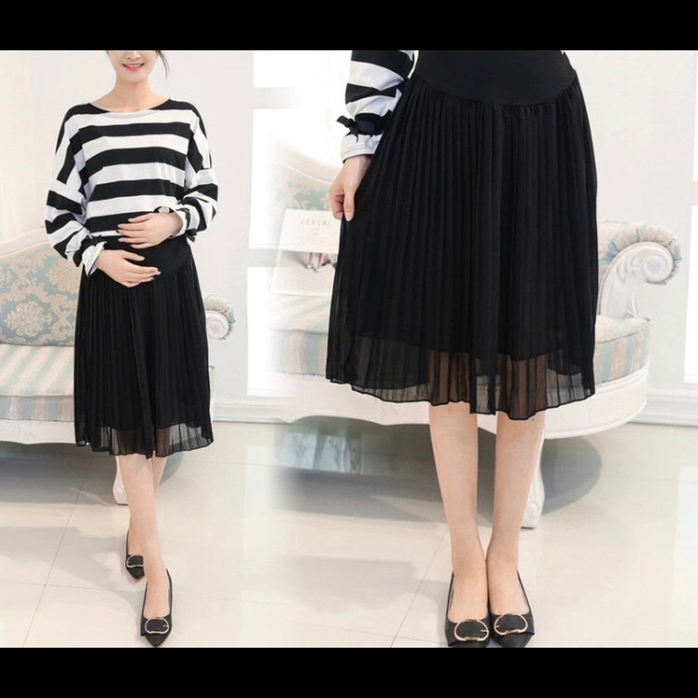 Maternity skirt. Brand new. Medium/Large